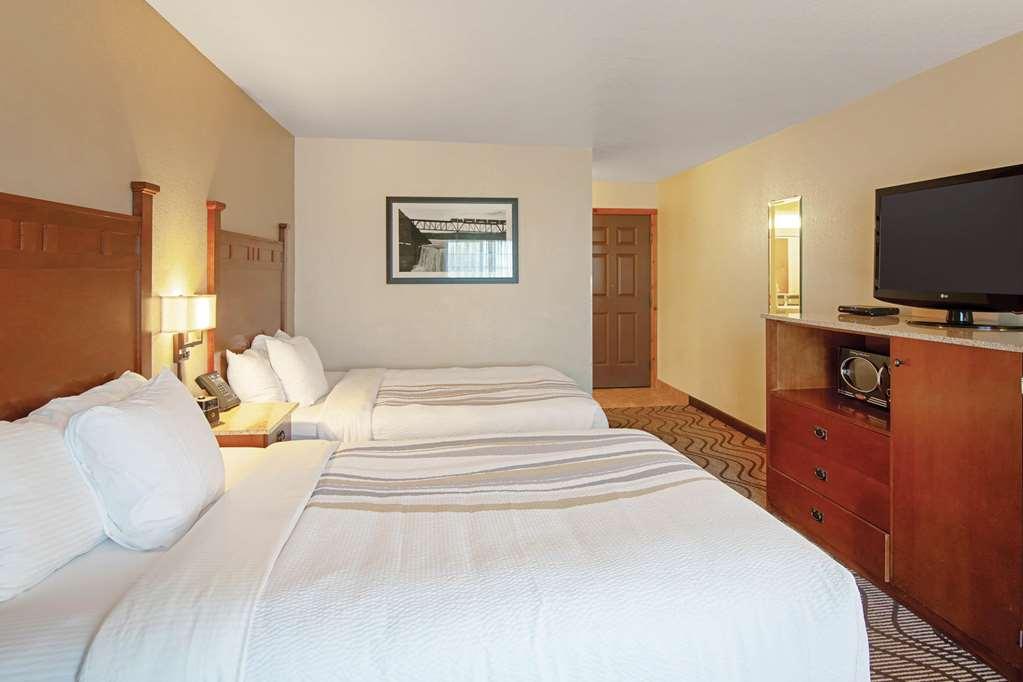 גרייט פולס Best Western Plus Riverfront Hotel And Suites מראה חיצוני תמונה
