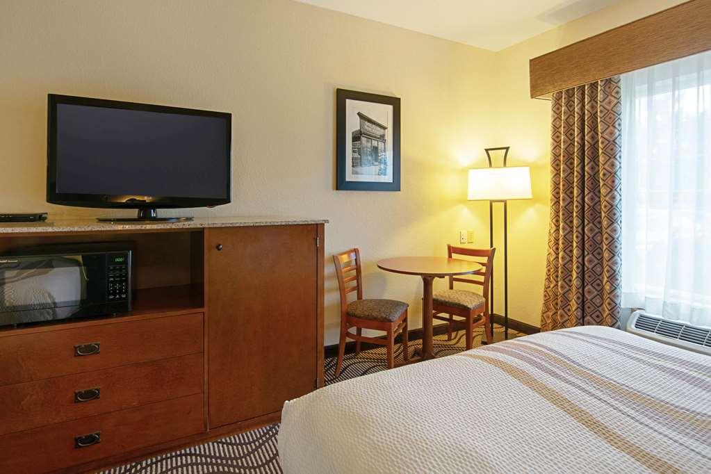 גרייט פולס Best Western Plus Riverfront Hotel And Suites מראה חיצוני תמונה