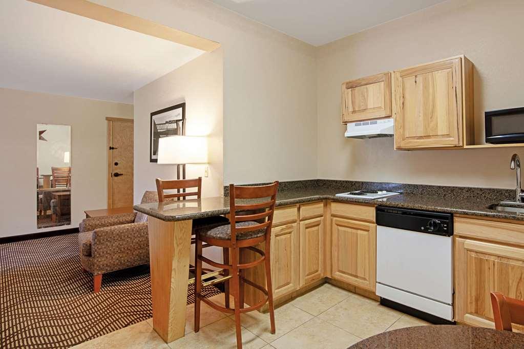 גרייט פולס Best Western Plus Riverfront Hotel And Suites מראה חיצוני תמונה